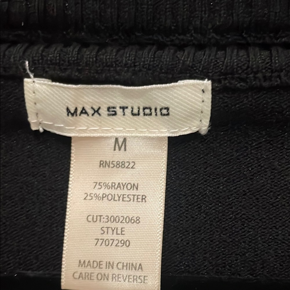 Max Studio Black V-Neck Blouse - Picture 3 of 6